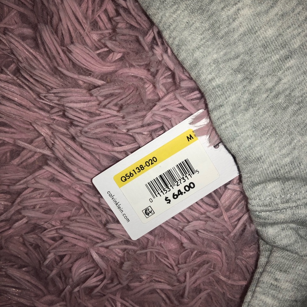Clothes - Picture 2 of 5